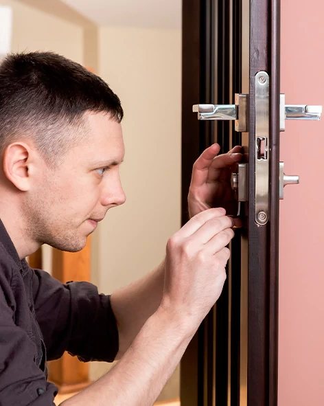 : Professional Locksmith For Commercial And Residential Locksmith Services in Cape Coral, FL