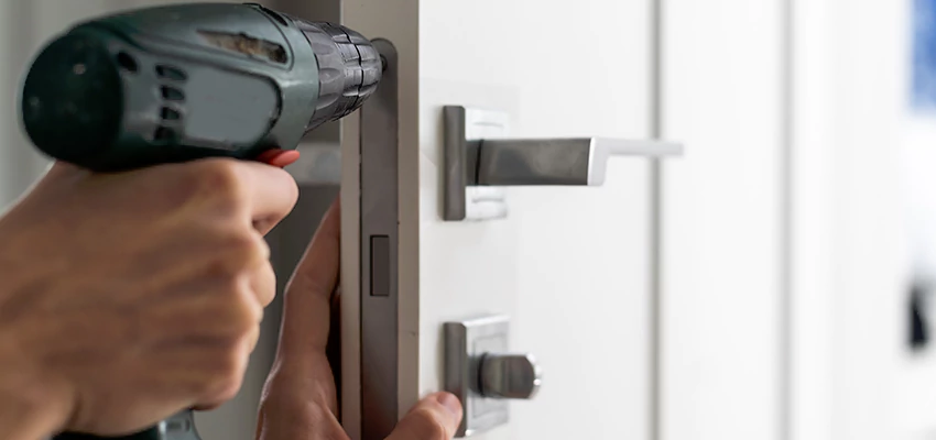 Locksmith For Lock Replacement Near Me in Cape Coral, FL